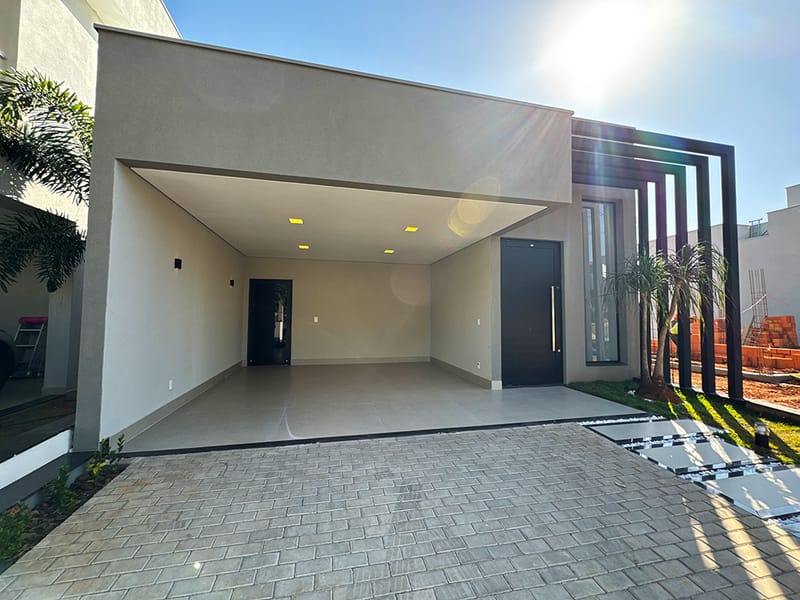 Casa Térrea Condomínio Fechado