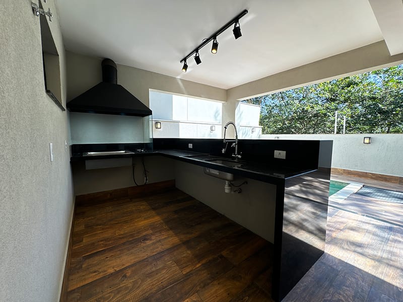 Casa Térrea Condomínio Fechado