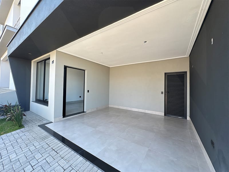 Casa Térrea Condomínio Fechado - Reserva das Paineiras 