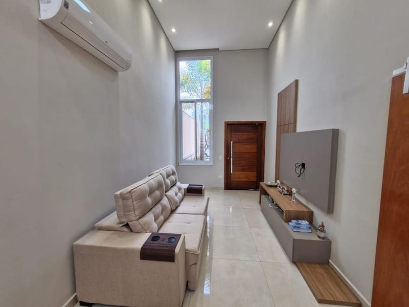 Casa em condomínio no Lazuli Club