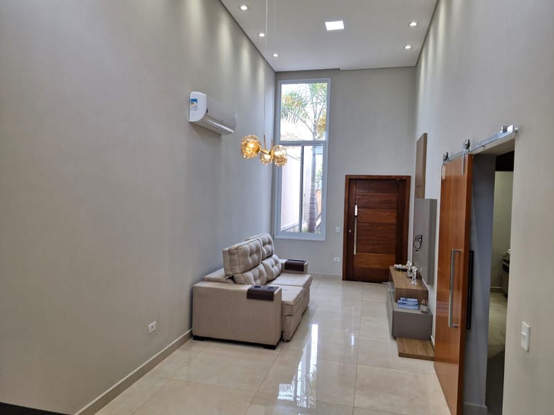 Casa em condomínio no Lazuli Club