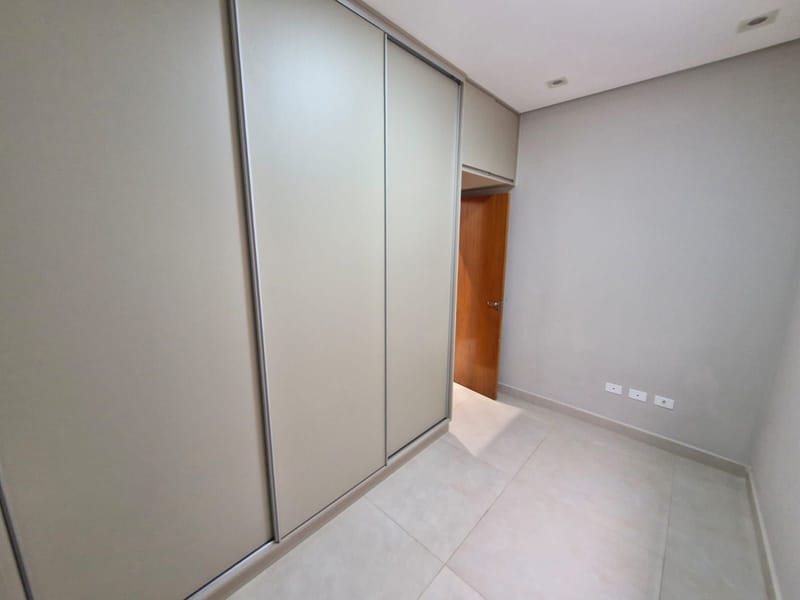 Casa em condomínio no Lazuli Club