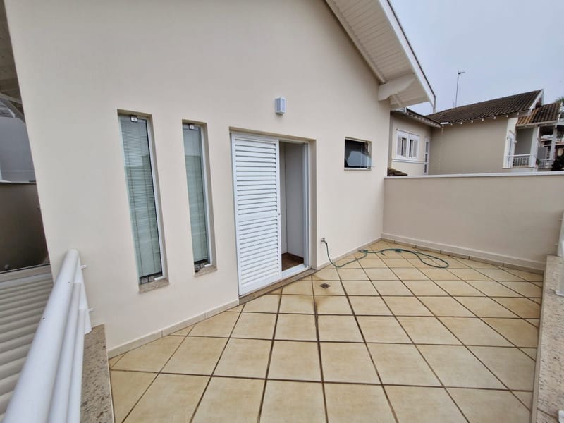 CASA CONDOMÍNIO TERRAS III