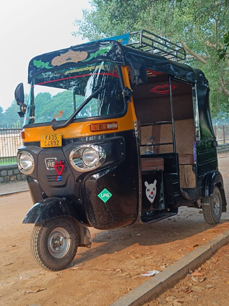 Pick up and drop services Hampi to Hospet &amp;  Hospet to Hampi