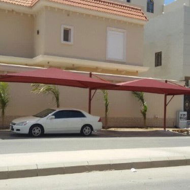 الصور بالأسفل