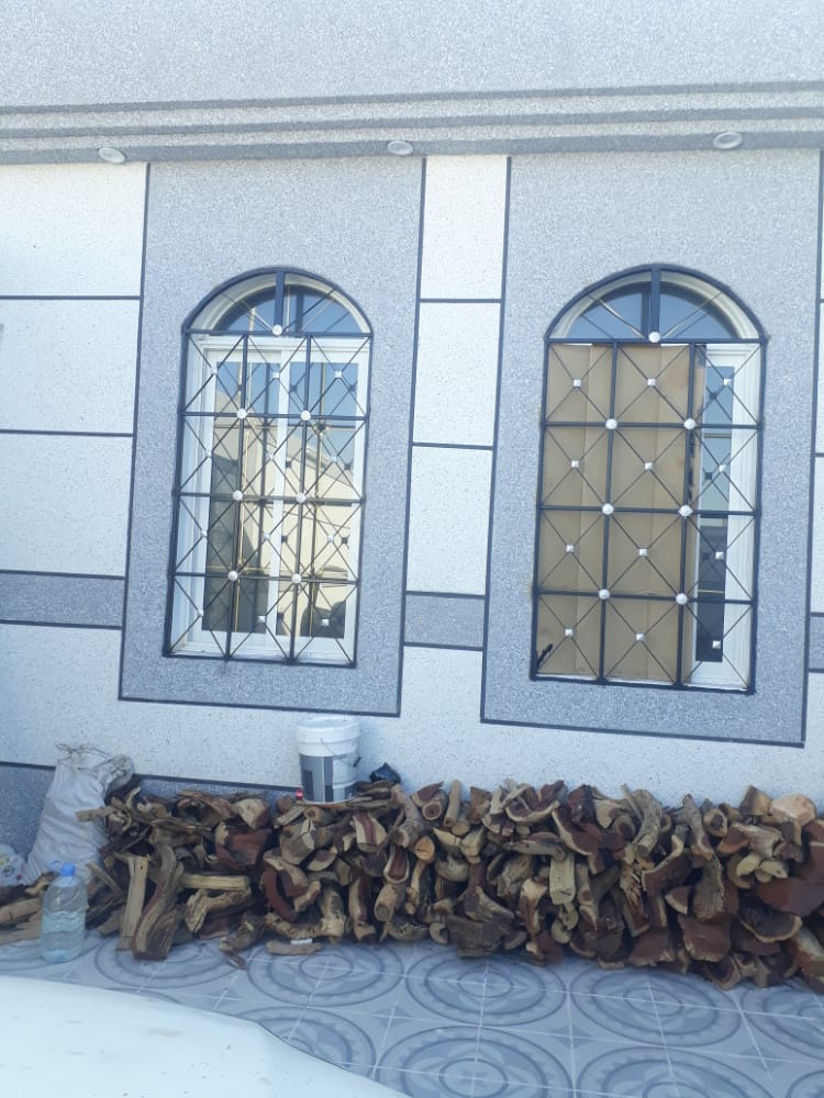 قرميد (الصور بالأسفل)