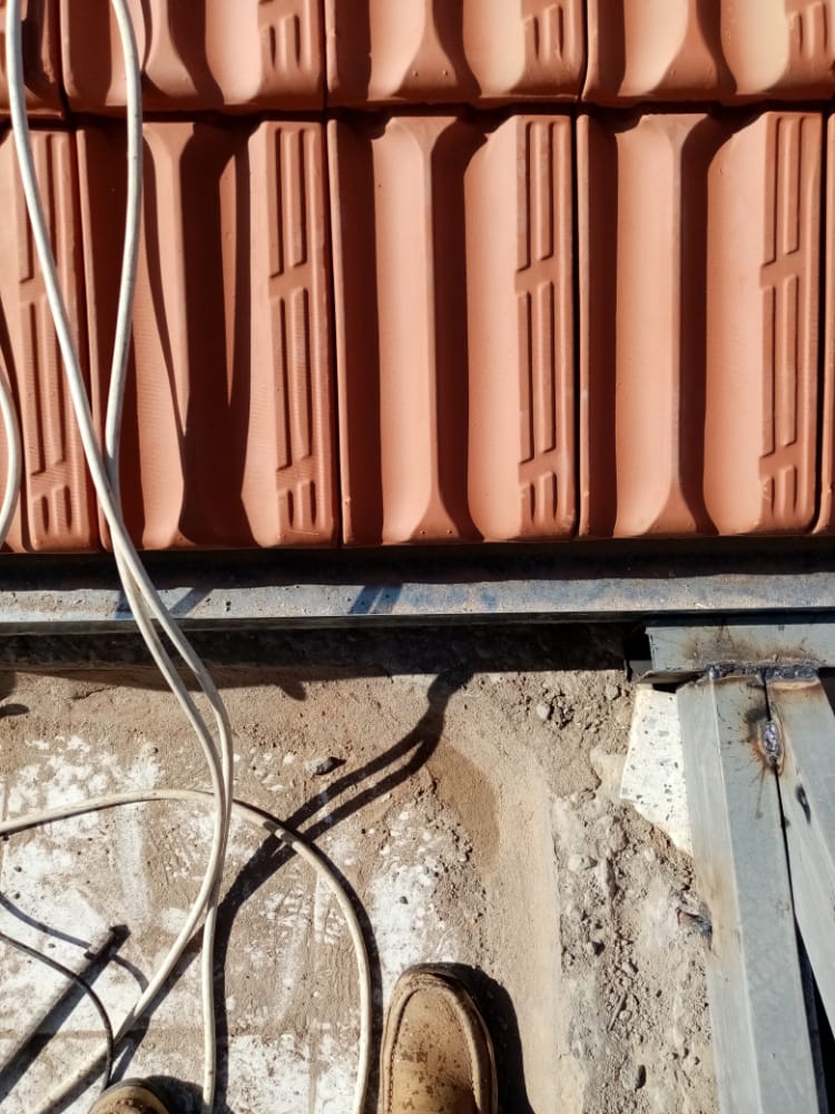 قرميد (الصور بالأسفل)