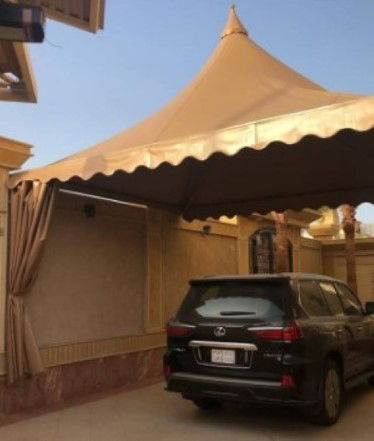 الصور بالأسفل