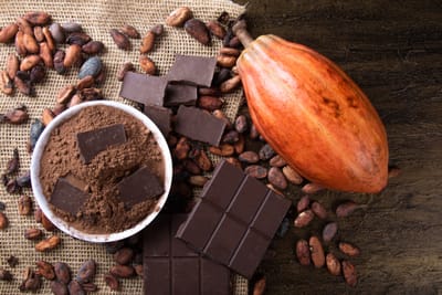 🍫📉 GLOBAL COCOA DEMAND FALLS TO 4.65 MILLION TONNES AS RECORD HIGH PRICES IMPACT MARKET.... www.afroworldagrifood.com