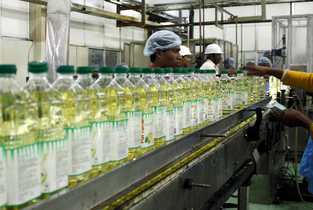 India's Adani Wilmar posts two-fold surge in Q3 profit on edible oils demand, shares rise