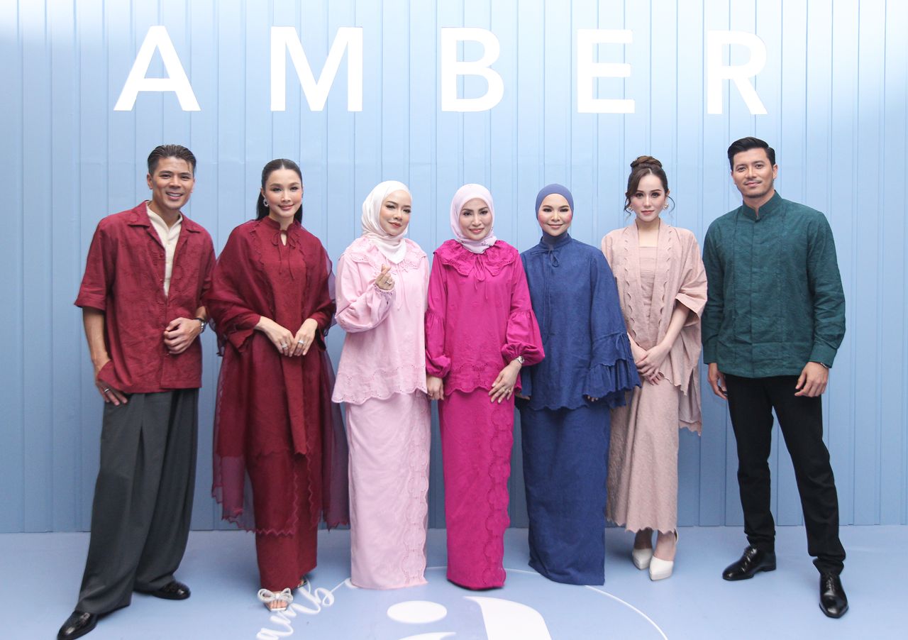 Amber Mempersembahkan Koleksi ‘Raya Romantics’ – Fesyen Aidilfitri 2025 yang Anggun & Mewah!