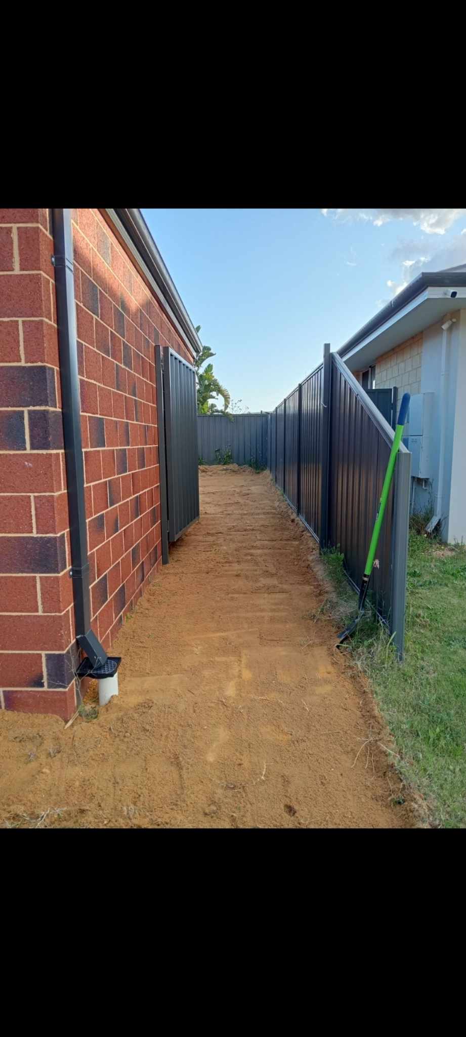 Darling downs Property dig out 150mmready for soil and grass seeding
