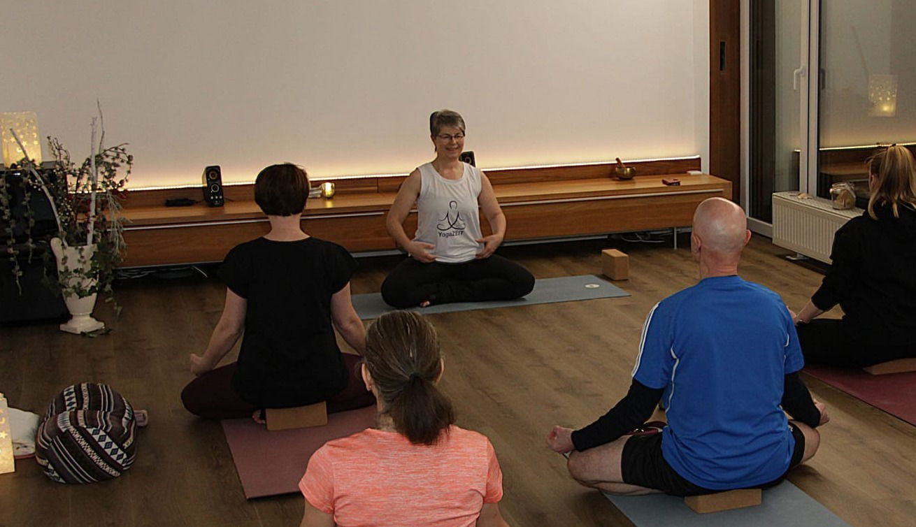 Kurs: Basis   -   jeden Dienstag 18:00 h – 19:30 h