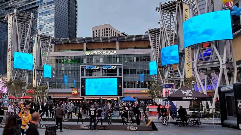 Outdoor and Mobile