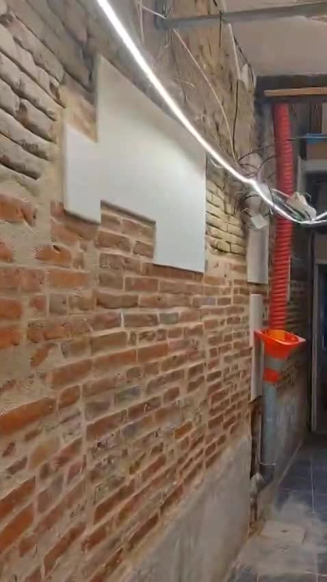 Restauration d'une cage d'escalier en chaux-plâtre et sable du Tarn