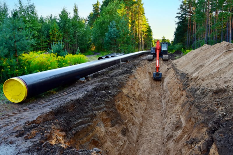 تأسيس شبكات أنابيب مياه الشرب والصرف الصحي