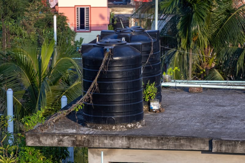 تأسيس أنابيب مياه الشرب