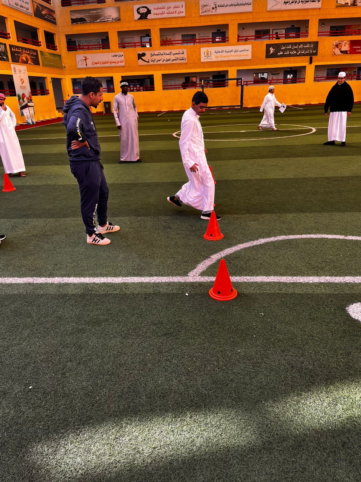 صور طلاب الثانوي