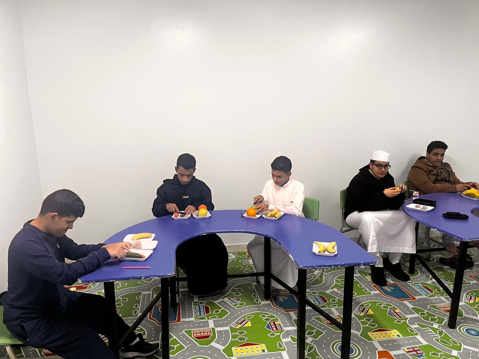 صور طلاب الثانوي