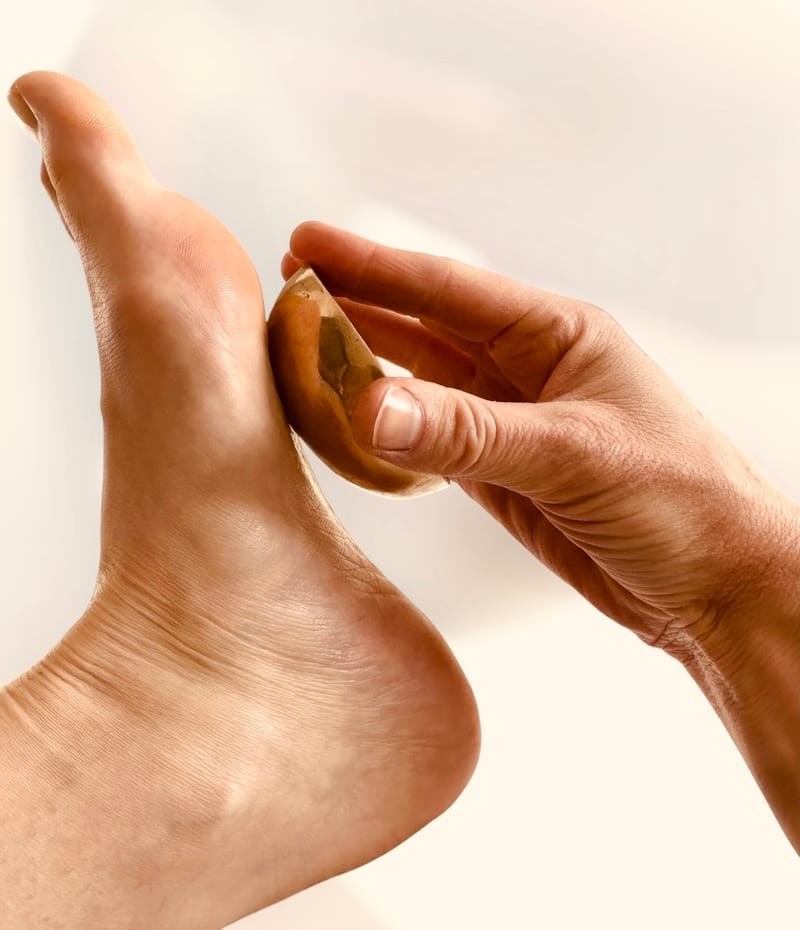 Le Padabhyanga: le soin ayurvédique des pieds pour un bien-être global
