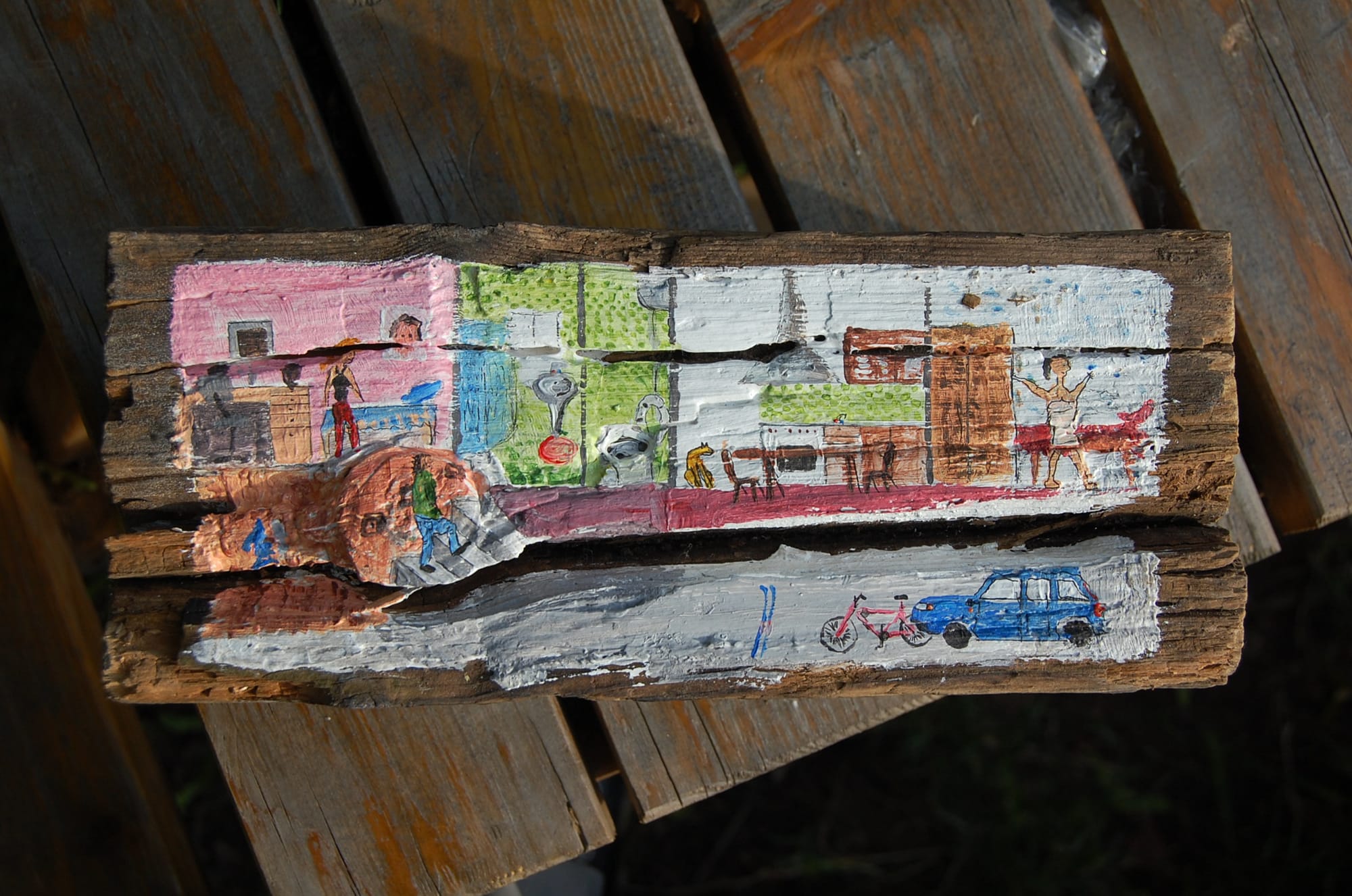 2014 Rozměry cca 25x10x10, Akryl na nalezeném špalku dřeva