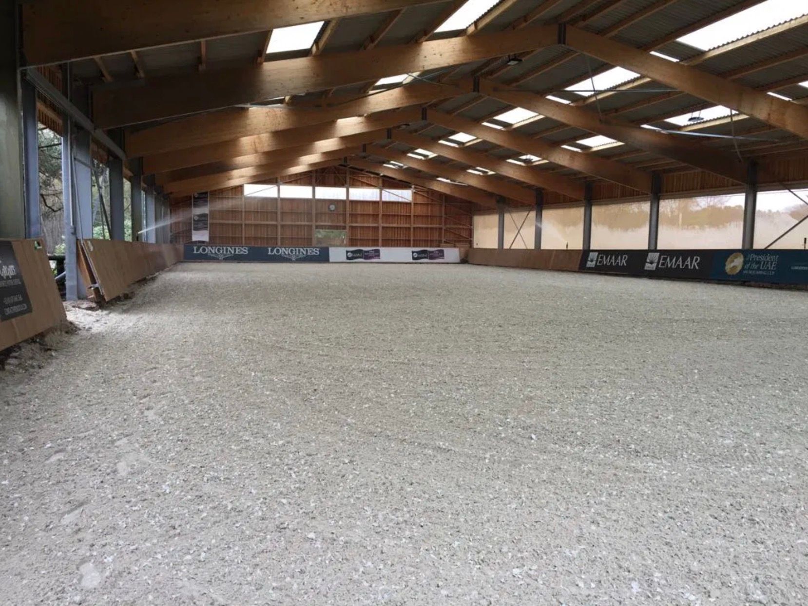 Grand manège 60x33m