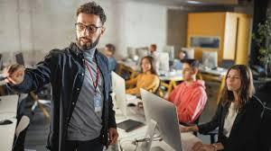 Docente/Formatore perCorsi di Formazione inMateria Salute eSicurezza sui Luoghi di Lavoro.