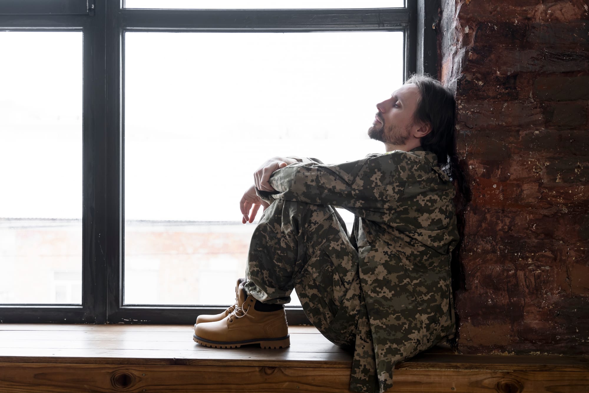 Causes, symptoms and treatment of post-traumatic stress disorder