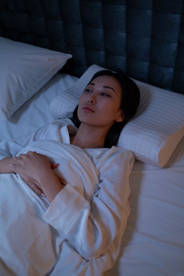Tired but Can’t Sleep? What You Should Know About Insomnia