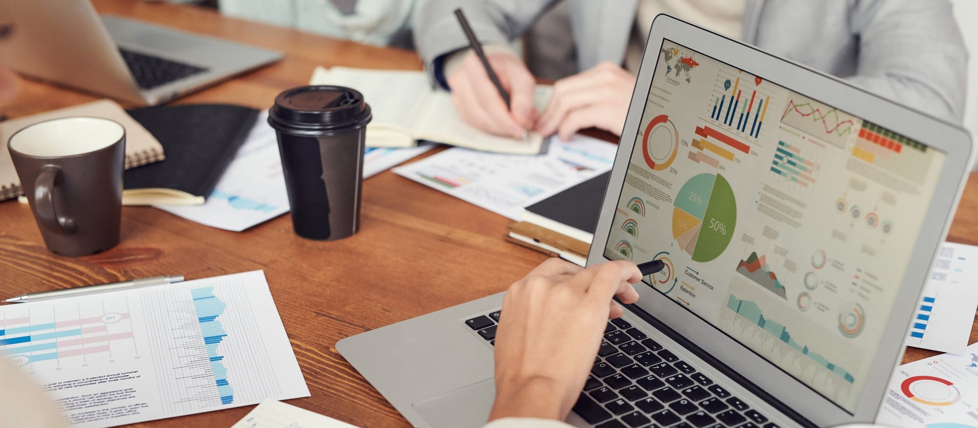 SUIVI ET EVALUATION DES PROJETS