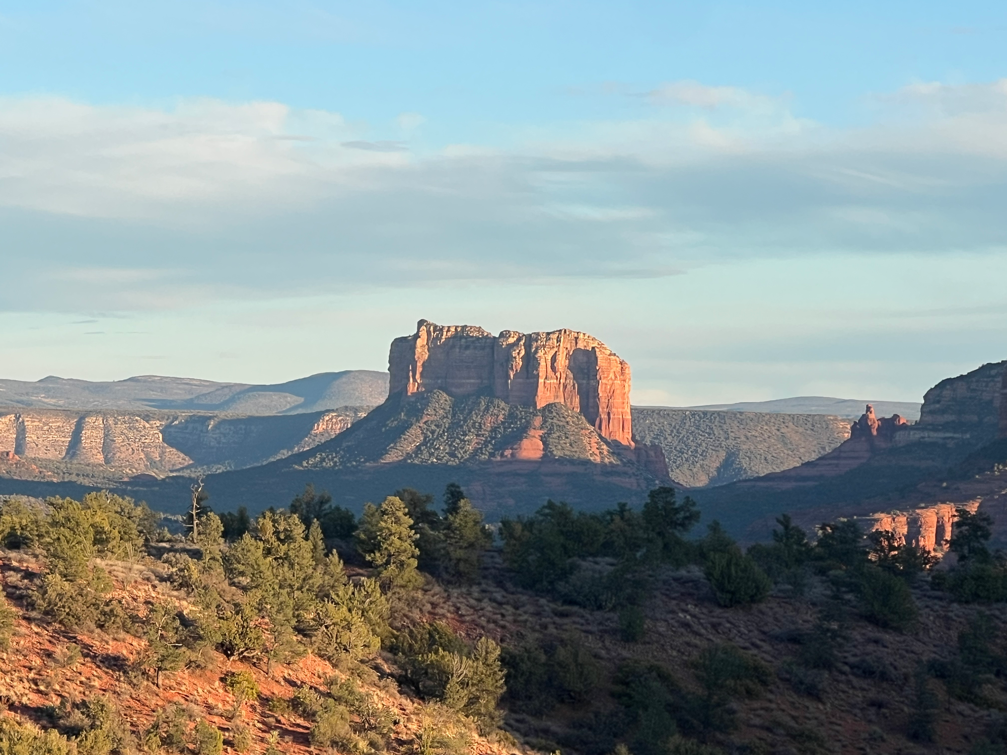 Courthouse Butte and Bell Rock loop hike