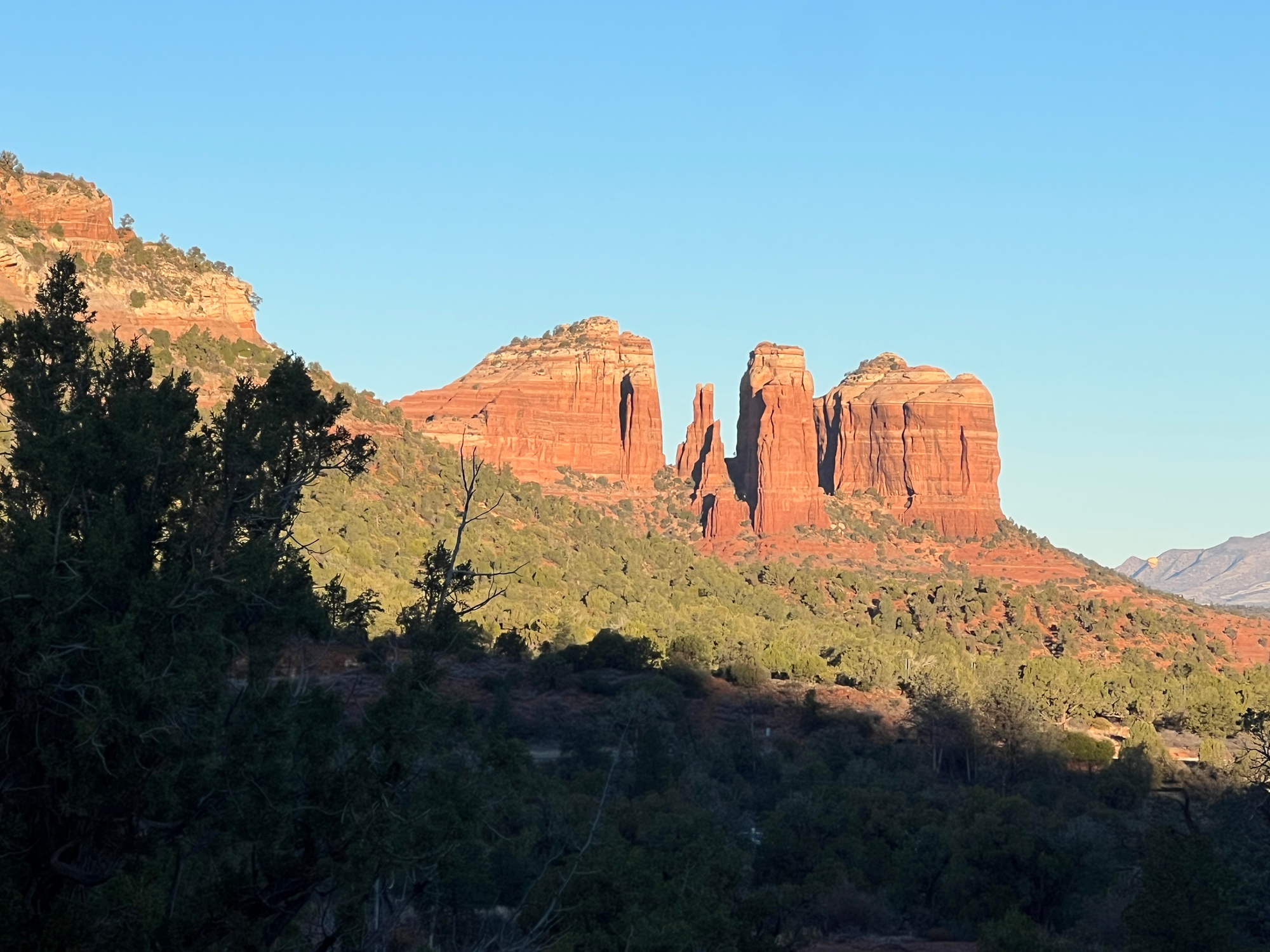 Courthouse Butte and Bell Rock loop hike