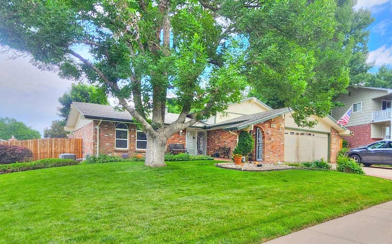 8561 E Grand Ave, Denver Co 80237 4 bd / 3 ba