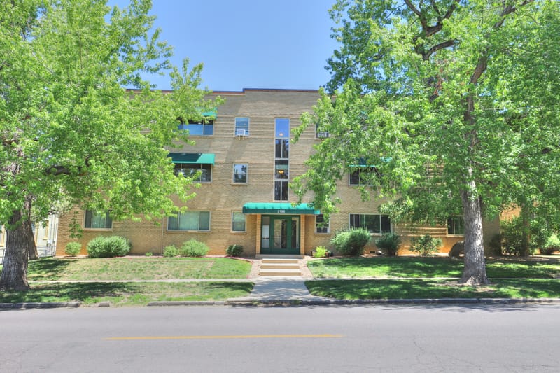 2100 N Franklin St #8, Denver Co 80205 1 bd / 1 ba $245,000