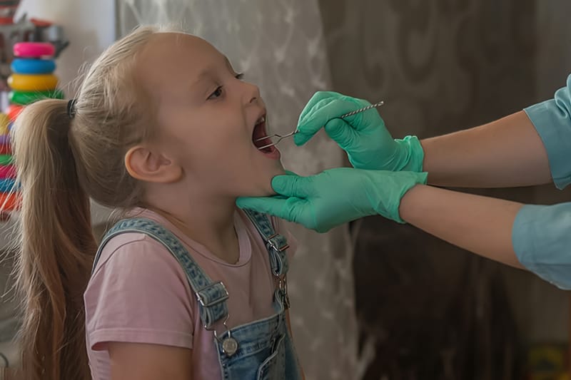 Στοματοπροσωπικές ασκήσεις στην λογοθεραπεία: Ένας οδηγός για την αποκατάσταση της ομιλίας