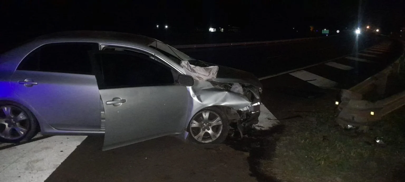 Grave Accidente: dos personas fallecidas tras el despiste de un automóvil sobre la Ruta Nacional 12 