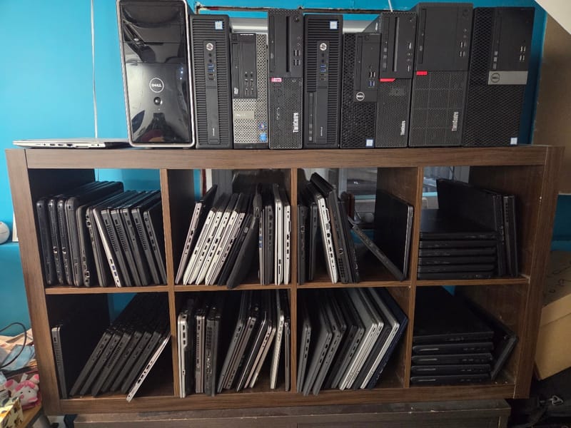 🖥️ Vente d’ordinateurs et accessoires