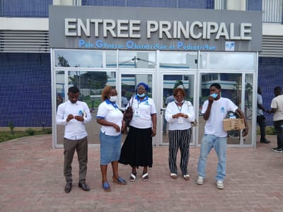 REMISE DE DON AU CHU DE COCODY