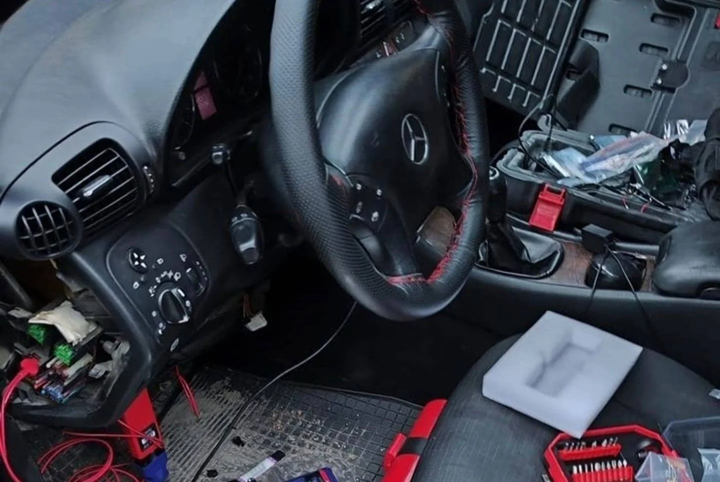 كراج متنقل الشارقة- كراج متنقل عجمان- كراج متنقل دبي 