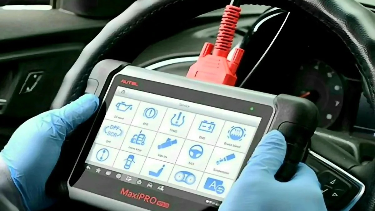 تصليح سيارات بالمنزل فى دبي الشارقة عجمان 