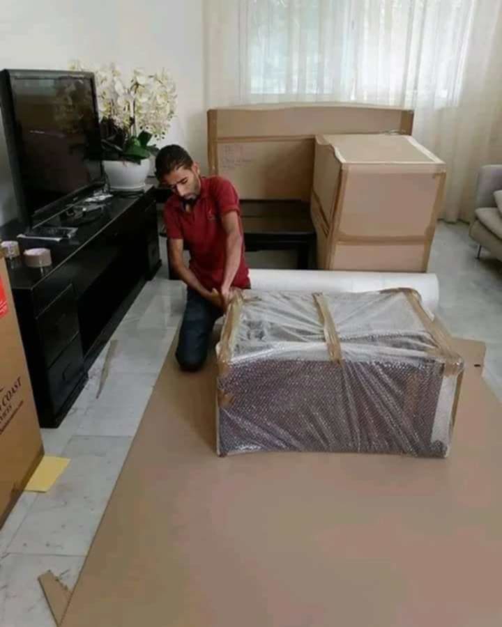 خدمة نقل الاثاث