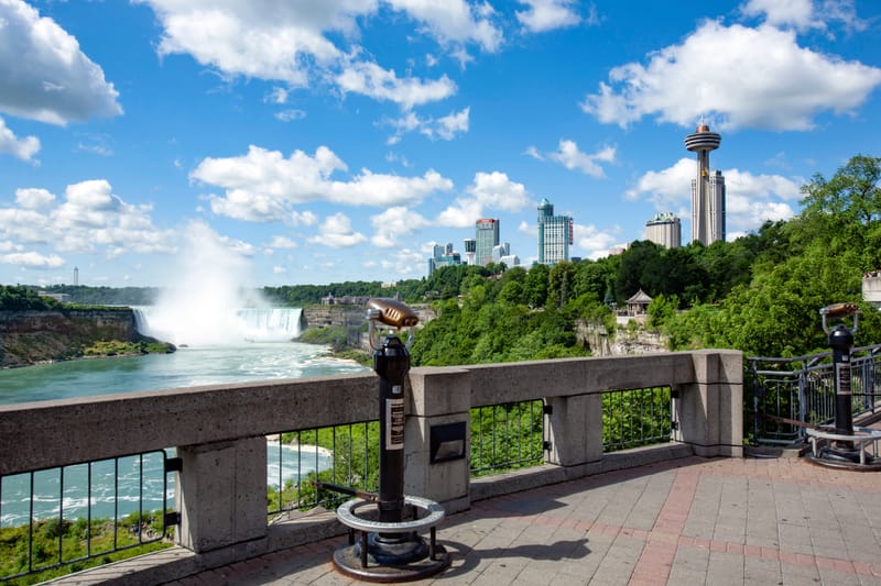 Tour Canada Niagara falls from New York City