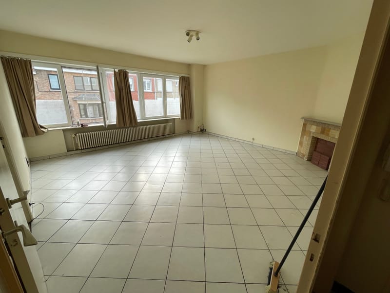 Appartement klaar voor verbouwing.