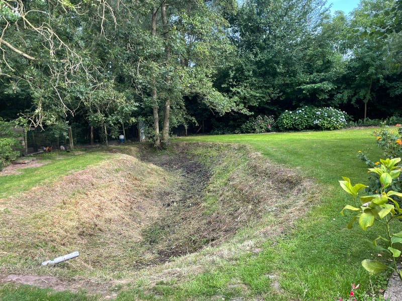 Vijver netjes zomerklaar gezet voor een 10jarig jubileum.