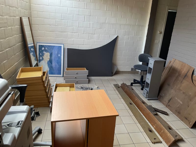 Leeghaling woning voor verkoop te Ruddervoorde.