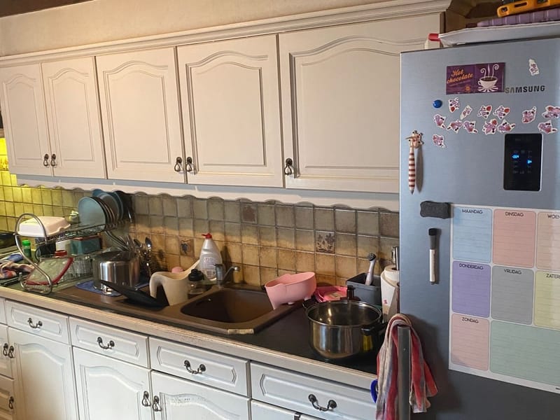 Afbraak keuken te Hamme in opdracht voor Ixina Dendermonde.