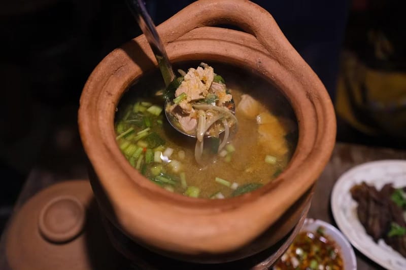 ต้มแซ่บหม้อไฟ