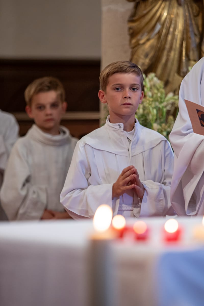 Les servants d'autel