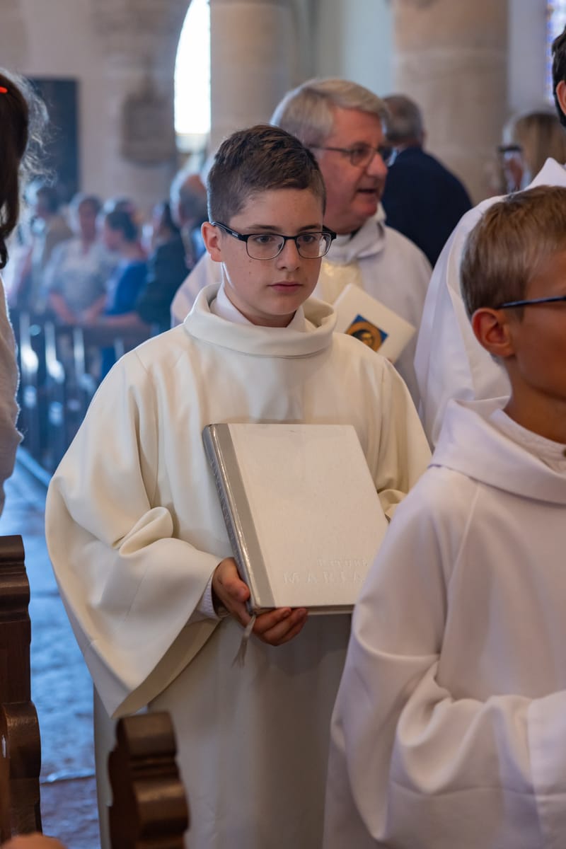 Les servants d'autel