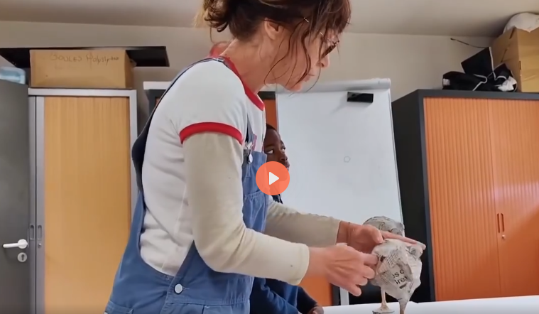 Réalisation d'une tête en papier mâché